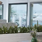 Sami Beach Hotel 호텔