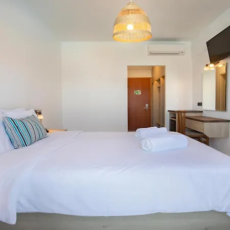 Sami Beach Hotel מלון