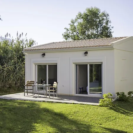 Sami Beach Hotel מלון סאמי